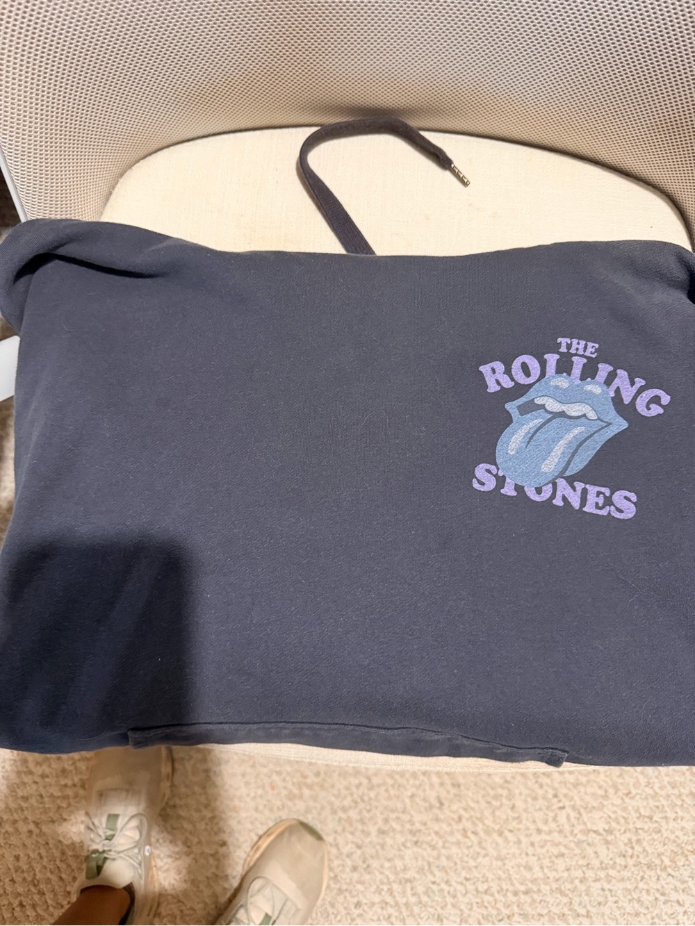 American Eagle Outfitters Black Hoodie with Purple & Blue Rolling Stones Graphic